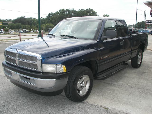 Dodge Ram 1500 2000 photo 13