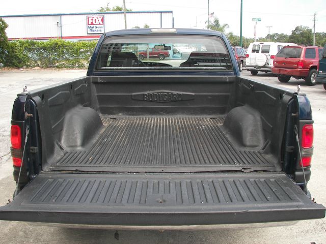 Dodge Ram 1500 2000 photo 15