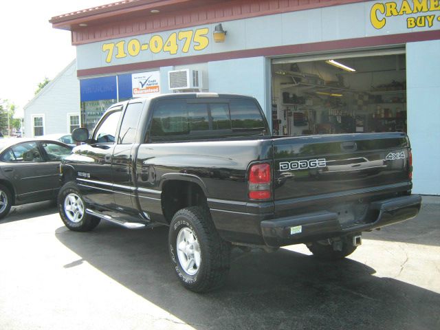 Dodge Ram 1500 2000 photo 3