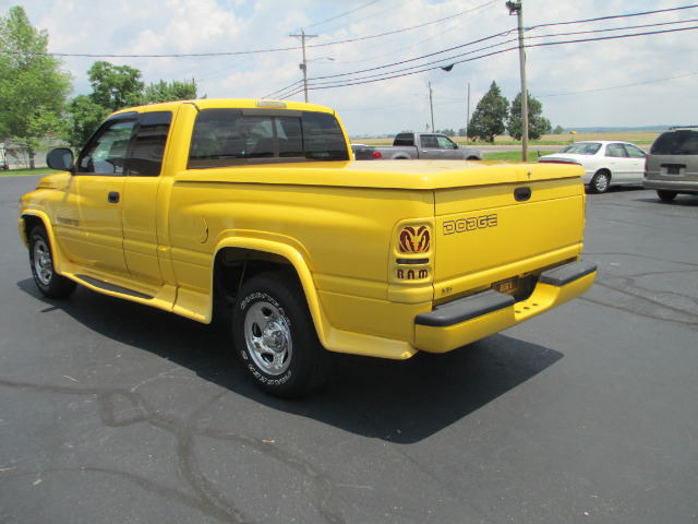 Dodge Ram 1500 2000 photo 3