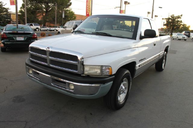 Dodge Ram 1500 2000 photo 2