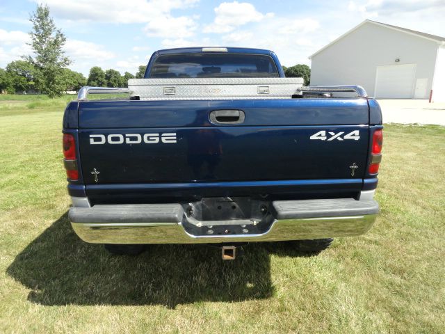 Dodge Ram 1500 1500 LT 4WD Pickup Truck