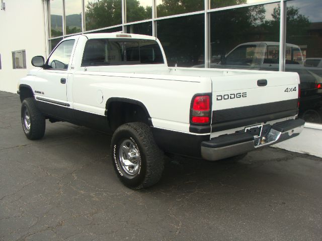 Dodge Ram 1500 2000 photo 3