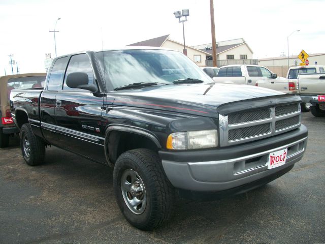 Dodge Ram 1500 2000 photo 17