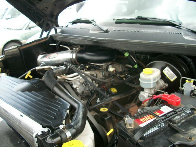 Dodge Ram 1500 2000 photo 18