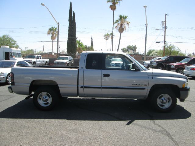 Dodge Ram 1500 2000 photo 1