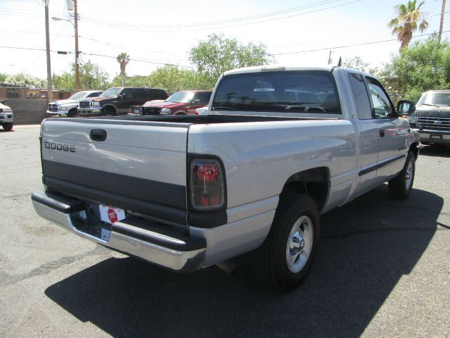 Dodge Ram 1500 2000 photo 3