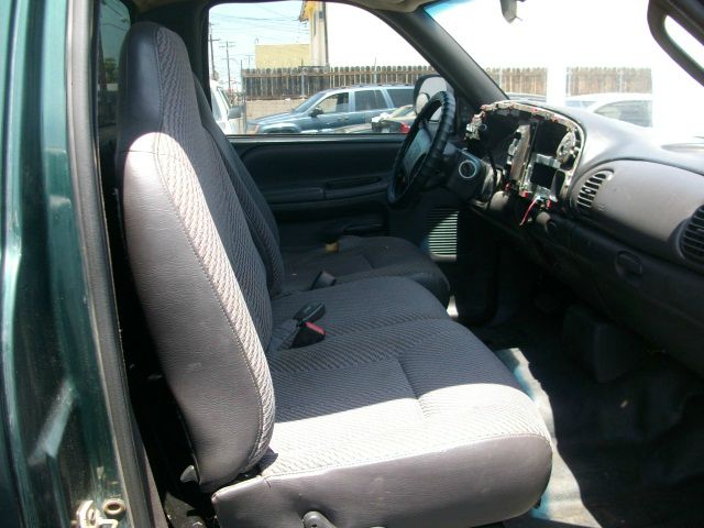 Dodge Ram 1500 2000 photo 2