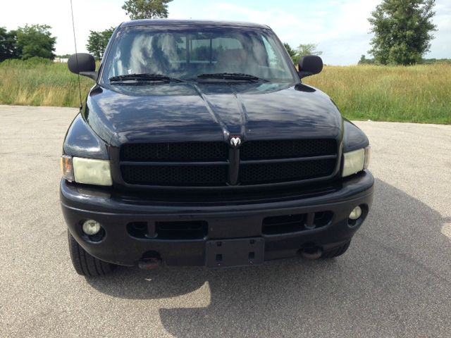 Dodge Ram 1500 2000 photo 2