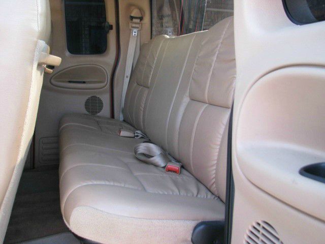 Dodge Ram 1500 2000 photo 3