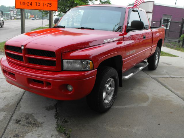 Dodge Ram 1500 2000 photo 1