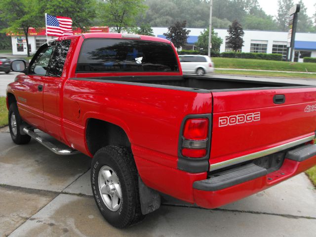 Dodge Ram 1500 2000 photo 2