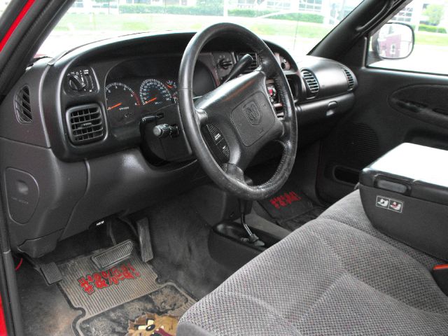 Dodge Ram 1500 2000 photo 5