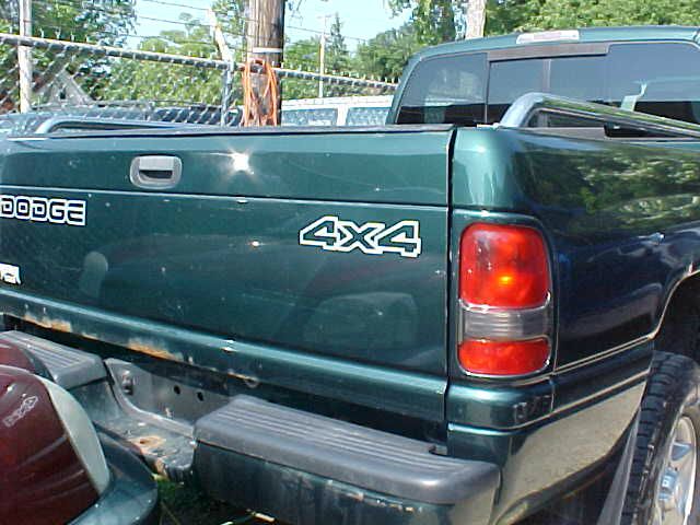 Dodge Ram 1500 2000 photo 3