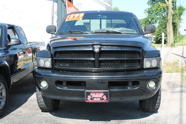 Dodge Ram 1500 Z71 4X4 CREW CAB Pickup Truck