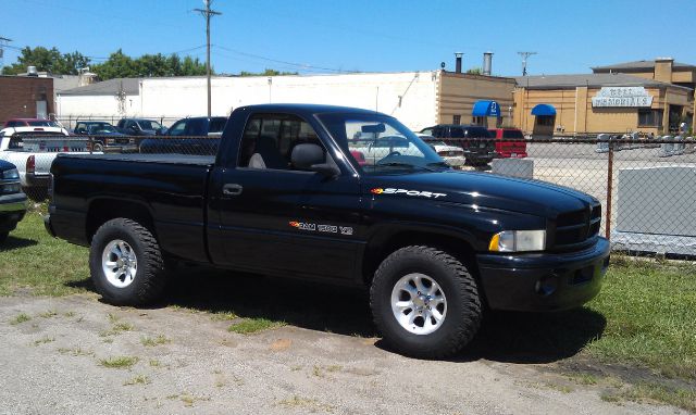 Dodge Ram 1500 2000 photo 2