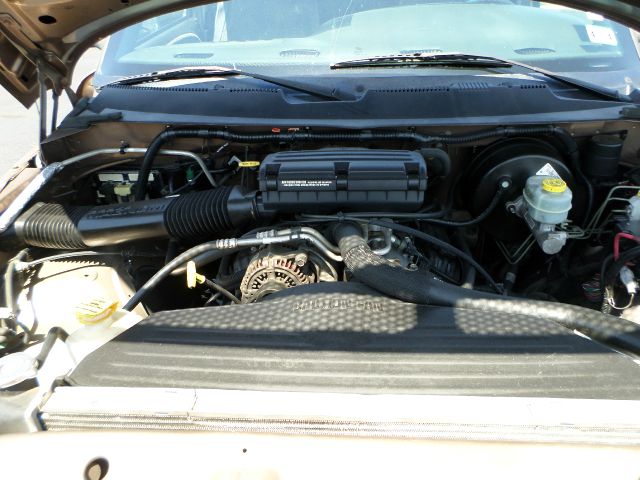 Dodge Ram 1500 2000 photo 13