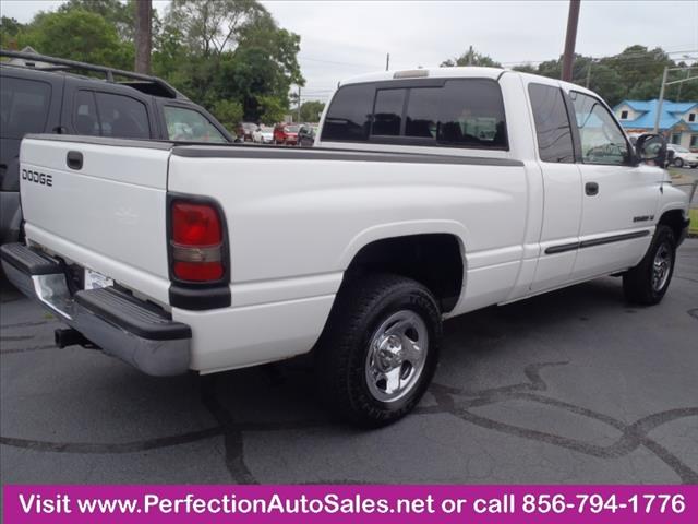 Dodge Ram 1500 2001 photo 3