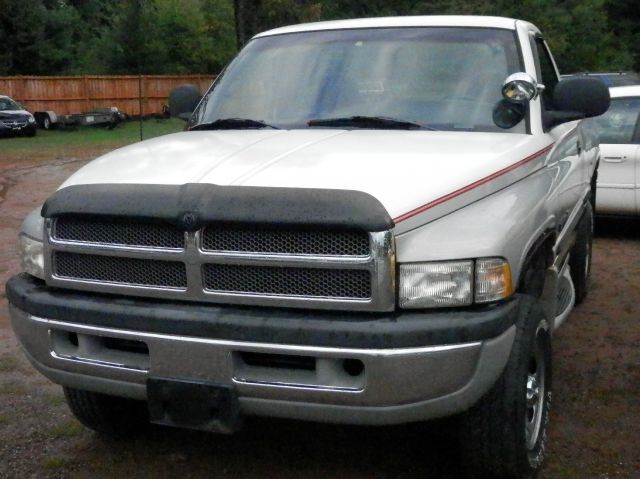 Dodge Ram 1500 2001 photo 2