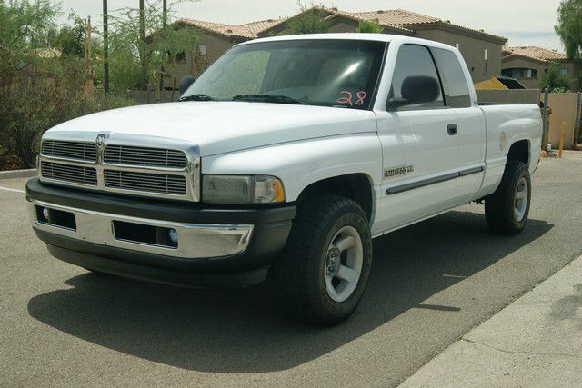 Dodge Ram 1500 2001 photo 1