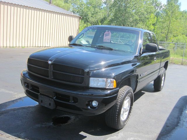 Dodge Ram 1500 2001 photo 1