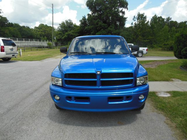 Dodge Ram 1500 2001 photo 2