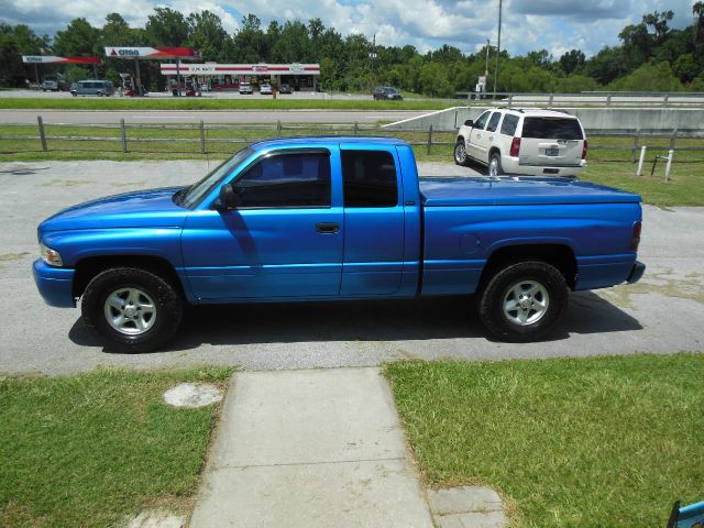 Dodge Ram 1500 2001 photo 3