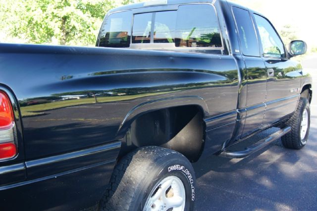 Dodge Ram 1500 2001 photo 38