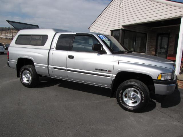 Dodge Ram 1500 SLT Pickup