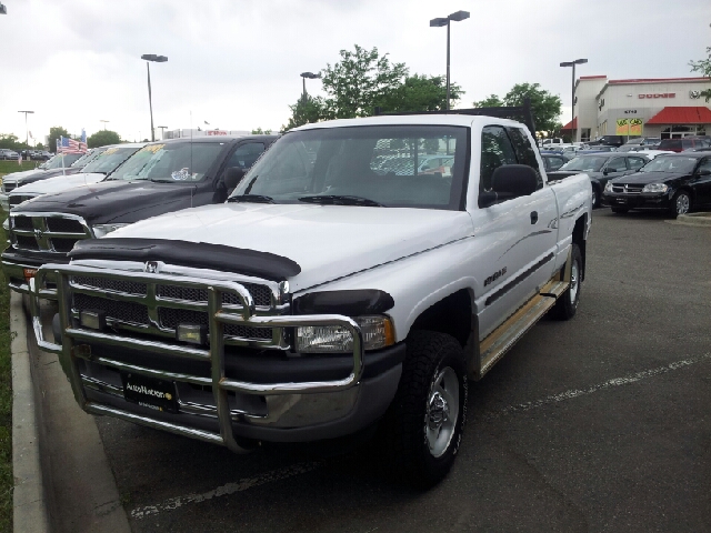 Dodge Ram 1500 2001 photo 3