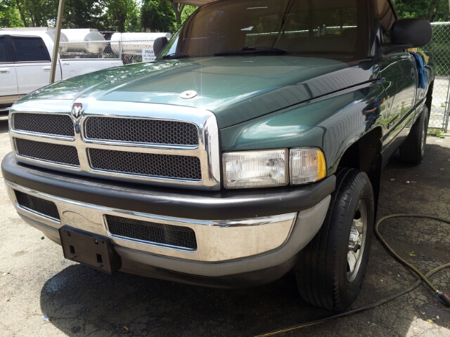 Dodge Ram 1500 2001 photo 3