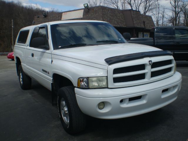 Dodge Ram 1500 2001 photo 1