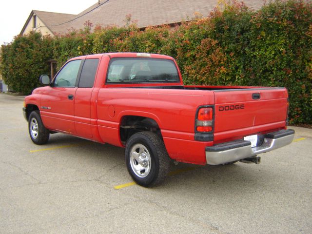 Dodge Ram 1500 2001 photo 4