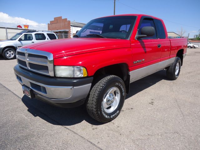 Dodge Ram 1500 Ext WT Pickup Truck