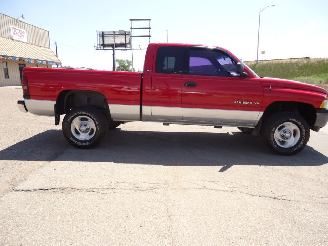 Dodge Ram 1500 2001 photo 3