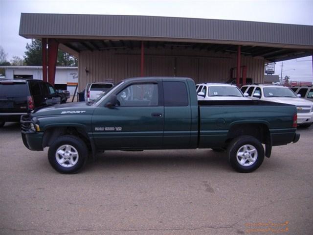 Dodge Ram 1500 2001 photo 3