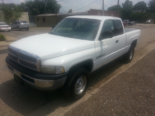 Dodge Ram 1500 2001 photo 3