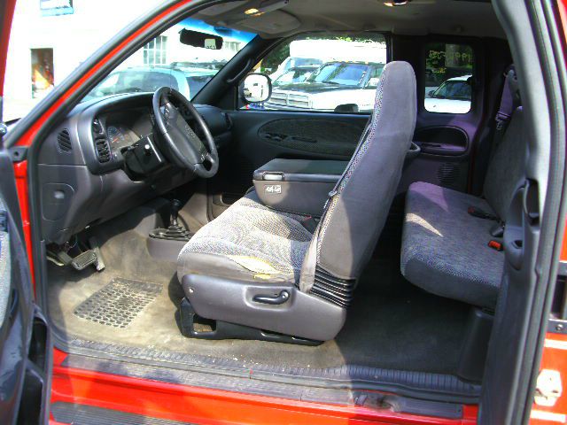 Dodge Ram 1500 2001 photo 3