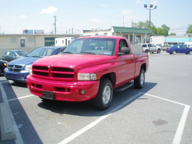 Dodge Ram 1500 T Chairs Pickup Truck