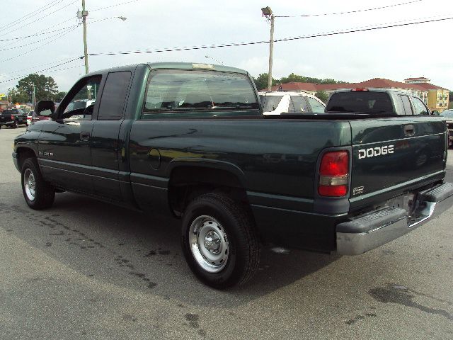 Dodge Ram 1500 2001 photo 4