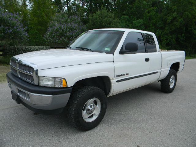 Dodge Ram 1500 2001 photo 4