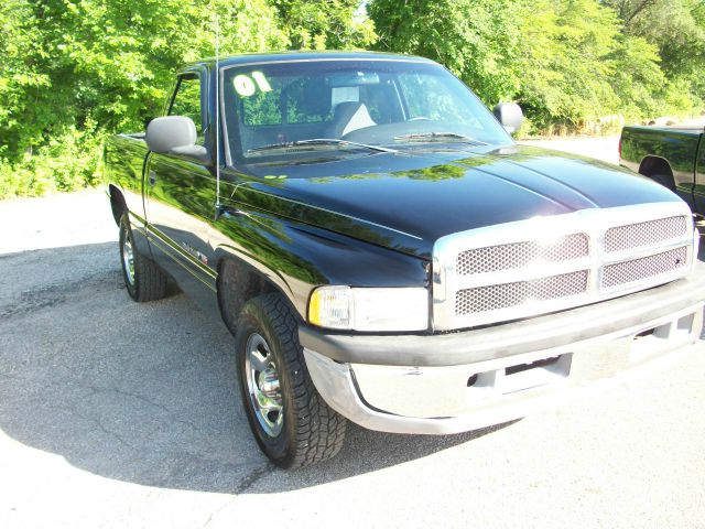 Dodge Ram 1500 2001 photo 3