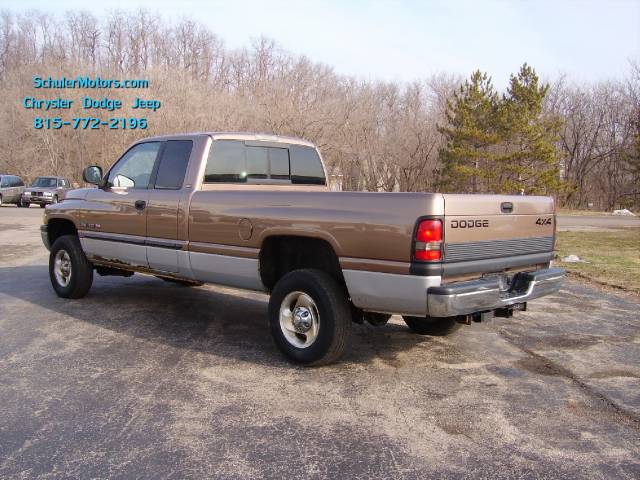 Dodge Ram 1500 2001 photo 3