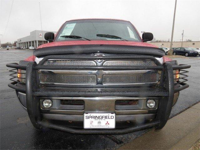 Dodge Ram 1500 2001 photo 2