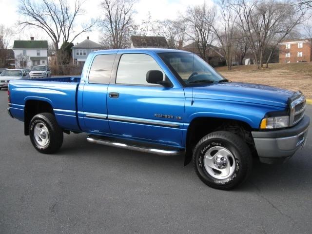 Dodge Ram 1500 2001 photo 2