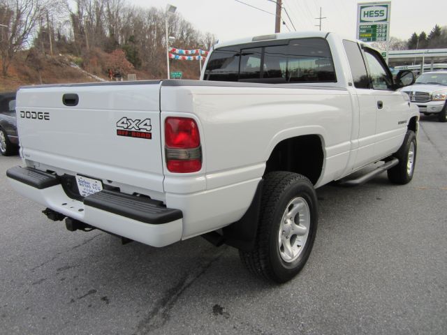 Dodge Ram 1500 2001 photo 1