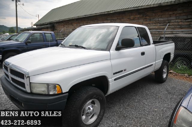 Dodge Ram 1500 2001 photo 3