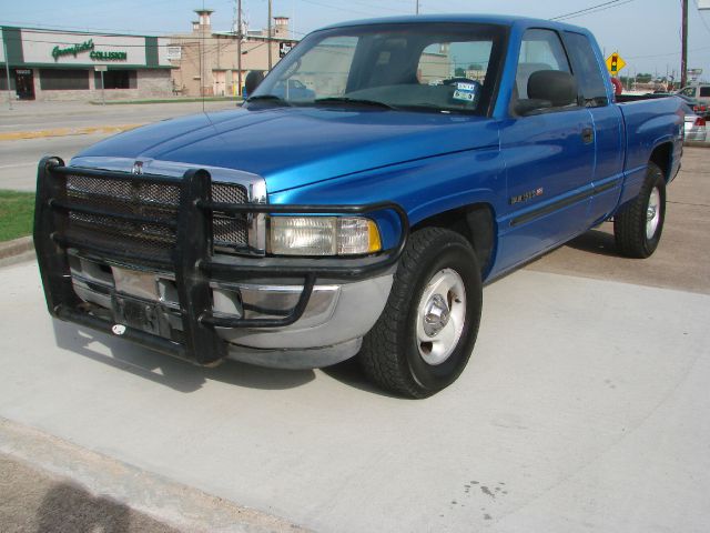 Dodge Ram 1500 2001 photo 3