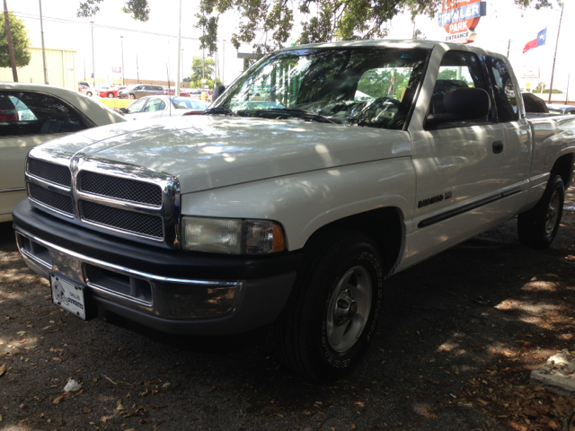 Dodge Ram 1500 2001 photo 3