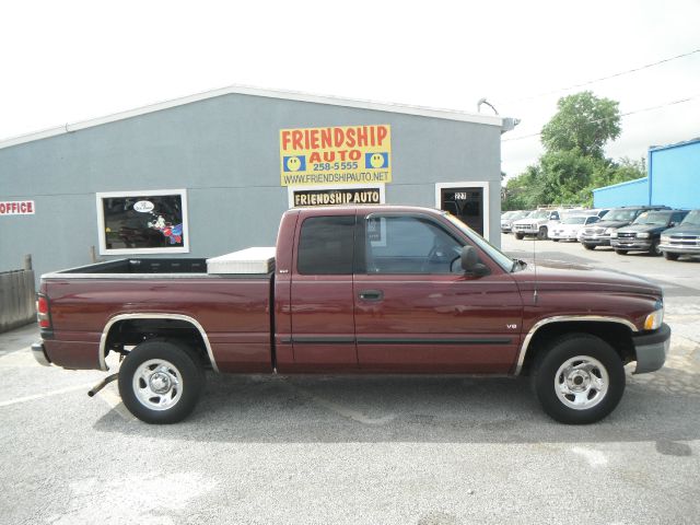 Dodge Ram 1500 2001 photo 2